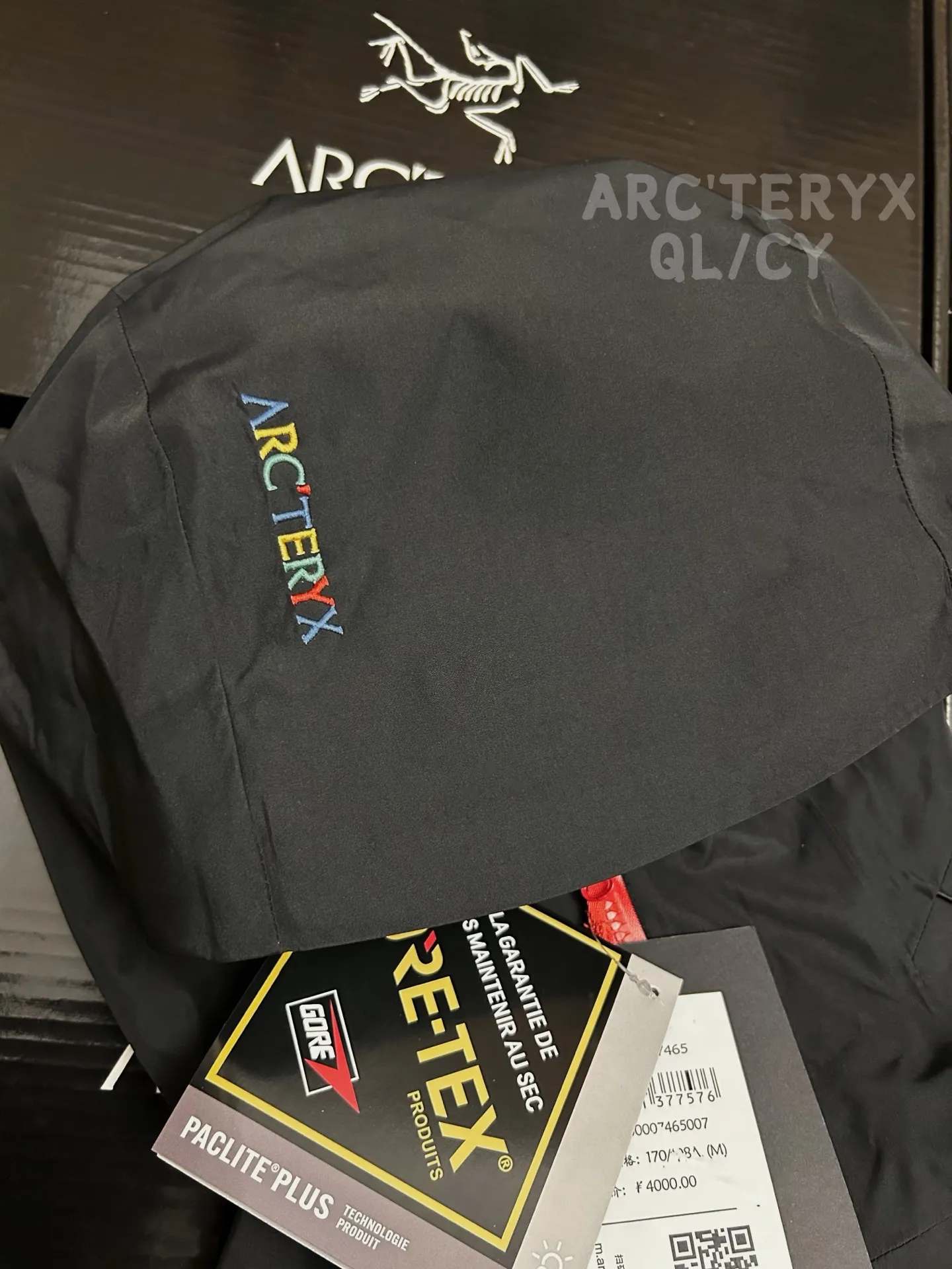 D 10 ARC‘TERYX rush SV GTX • ： Classic RUSH JACKET ，2021 Black ， logo、 Green， 。2025 RUSH JACKET ， ， 。 • ： ， ， ， 。 • ： ， GORE-TEX ， ， 。 • Breathable ： Breathable ， ， ， 。 • ： ， ， ， ， 。 • Wear-Resistant ： Wear-Resistant， ， ， 。 ： Size: S—2XL S 73 118 59 M 75 122 60 L 77 126 61 XL 79 130 62 XXL 81 134 63 , 1-2CM